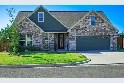 107 Fosters Branch Drive, Schulenburg, TX 78956 - Photo 1