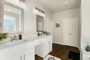 107 Fosters Branch Dr, Schulenburg, TX 78956 - Photo 18