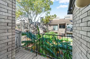 10811 Richmond Ave, Houston, TX 77042 - Photo 14