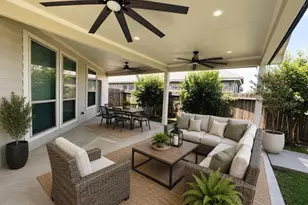 5331 Seabird St, Baytown, TX 77521 - Photo 10