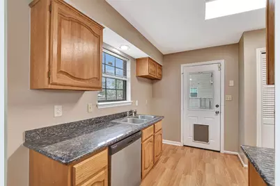 14018 Broken Arrow Drive, Willis, TX 77378 - Photo 12