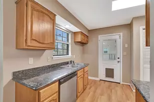 14018 Broken Arrow Dr, Willis, TX 77378 - Photo 12