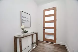 3609 Dennis St, Houston, TX 77004 - Photo 2