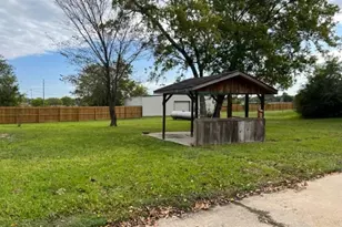 22985 Hwy 105 Hwy W, Montgomery, TX 77356 - Photo 12