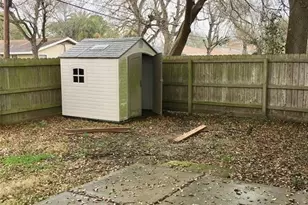 2206 18th Ave N, Texas City, TX 77590 - Photo 18