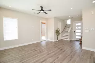 1223 W Tidwell Rd, Houston, TX 77091 - Photo 8