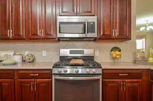 2410 Crossmill Ln, Katy, TX 77450 - Photo 18