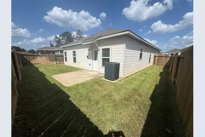 15531 Caramel Springs Drive, Conroe, TX 77303 - Photo 2
