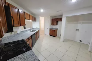 2034 Village Park Dr, Missouri City, TX 77489 - Photo 8
