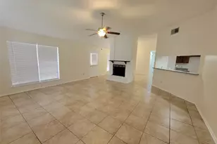 2034 Village Park Dr, Missouri City, TX 77489 - Photo 6