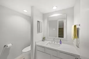 11846 Barryknoll Ln, Houston, TX 77024 - Photo 16