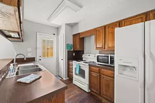 11846 Barryknoll Ln, Houston, TX 77024 - Photo 12