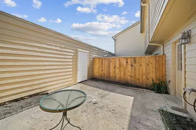 11846 Barryknoll Lane #5, Houston, TX 77024 - Photo 32