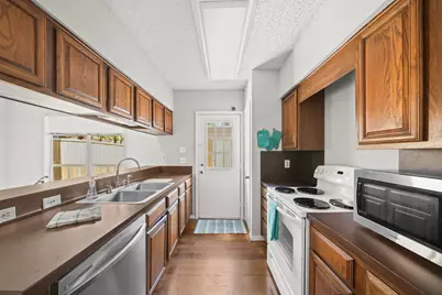 11846 Barryknoll Lane #5, Houston, TX 77024 - Photo 6