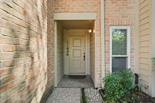 11846 Barryknoll Ln, Houston, TX 77024 - Photo 2