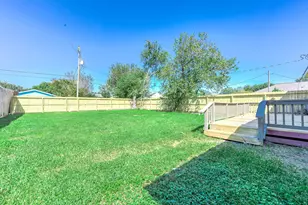 2214 11th Ave N, Texas City, TX 77590 - Photo 24