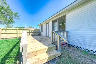 2214 11th Avenue N, Texas City, TX 77590 - Photo 26