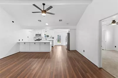 13414 Linden Street, Sugar Land, TX 77498 - Photo 8