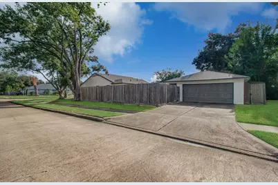 2002 Seagate Lane, Houston, TX 77062 - Photo 6