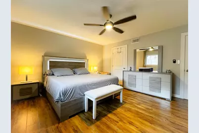 637 S Ripple Creek Drive #637, Houston, TX 77057 - Photo 14