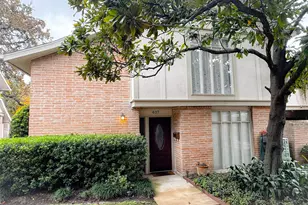 637 S Ripple Creek Dr, Houston, TX 77057 - Photo 1