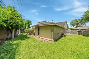 13139 Birch Grove Dr, Houston, TX 77099 - Photo 30