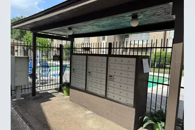 2011 Spenwick Drive #511, Houston, TX 77055 - Photo 36