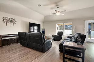 15015 Old Horseshoe Lake Dr, Cypress, TX 77433 - Photo 12