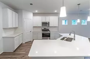 14397 High Hl Dr, Conroe, TX 77303 - Photo 2