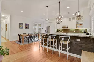 2418 Lazybrook Dr, Houston, TX 77008 - Photo 6