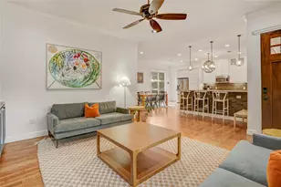 2418 Lazybrook Dr, Houston, TX 77008 - Photo 2