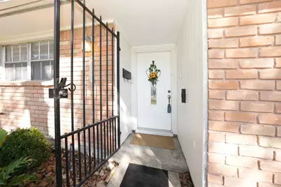 10618 Wickersham Lane, Houston, TX 77042 - Photo 2