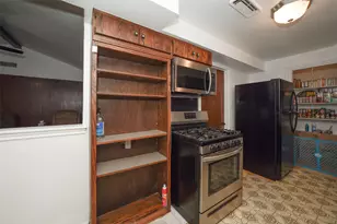 10618 Wickersham Ln, Houston, TX 77042 - Photo 12