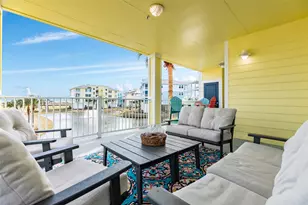 4111 Pointe W Dr, Galveston, TX 77554 - Photo 20