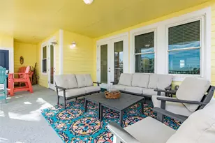 4111 Pointe W Dr, Galveston, TX 77554 - Photo 20