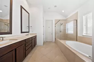 8758 Kempwood Dr, Houston, TX 77080 - Photo 16