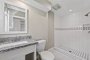 608 N Eldridge Pkwy, Houston, TX 77079 - Photo 14