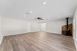 3082 County Rd 536, Alvin, TX 77511 - Photo 8