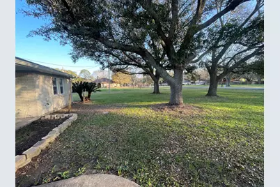 3082 County Road 536, Alvin, TX 77511 - Photo 14