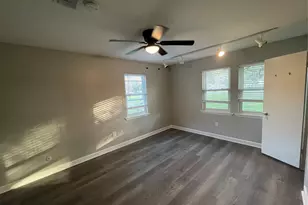 3082 County Rd 536, Alvin, TX 77511 - Photo 28