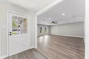 3082 County Rd 536, Alvin, TX 77511 - Photo 6