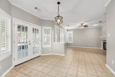 81 N Apple Springs Circle, The Woodlands, TX 77382 - Photo 20