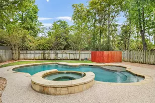 81 N Apple Springs Cir, The Woodlands, TX 77382 - Photo 36