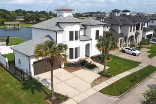 1834 Lakeside Dr, Seabrook, TX 77586 - Photo 4