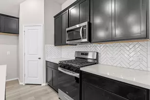 259 Navasota Narrows Wy, Conroe, TX 77304 - Photo 4