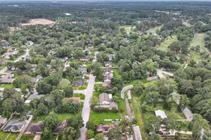 3 Fairway Dr, Conroe, TX 77304 - Photo 48