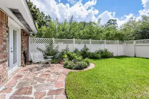 3 Fairway Dr, Conroe, TX 77304 - Photo 44