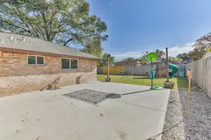 7623 Yellow Pine Dr, Houston, TX 77040 - Photo 6