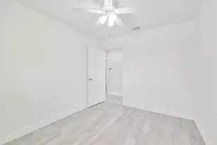 7623 Yellow Pine Dr, Houston, TX 77040 - Photo 28