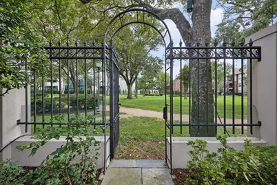 22 Eaton Square, Houston, TX 77027 - Photo 42